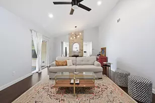 6307 Tara Dr, Austin, TX 78744 - Photo 7