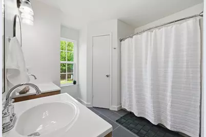 6307 Tara Drive, Austin, TX 78744 - Photo 17