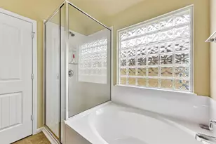 8541 White Ibis Dr, Austin, TX 78729 - Photo 15