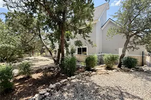 670 Woodland Dr, Driftwood, TX 78619 - Photo 31
