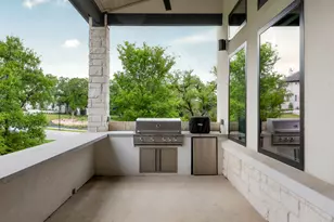 104 Hollytree Ct, Georgetown, TX 78628 - Photo 29