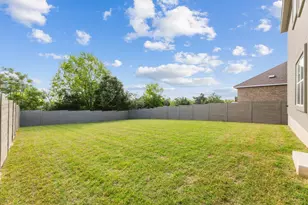 913 Legends Ln, Georgetown, TX 78628 - Photo 37