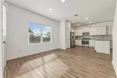 913 Legends Lane, Georgetown, TX 78628 - Photo 15