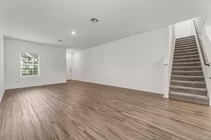 913 Legends Ln, Georgetown, TX 78628 - Photo 7