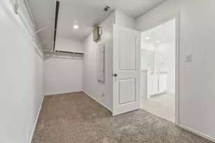 913 Legends Ln, Georgetown, TX 78628 - Photo 35