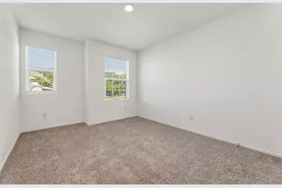 913 Legends Lane, Georgetown, TX 78628 - Photo 27