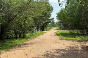 3902 Louise Lee Dr, Austin, TX 78725 - Photo 23