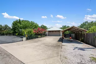 523 Co Rd 136A, Kingsland, TX 78639 - Photo 5