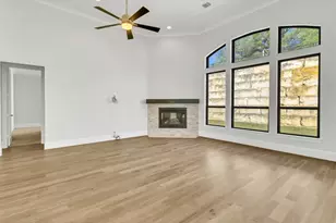 308 Lodestone Ln, Austin, TX 78738 - Photo 13