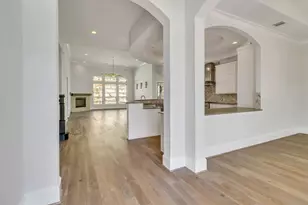 308 Lodestone Ln, Austin, TX 78738 - Photo 11