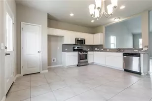 6609 Paseo San Lucas Ln, Austin, TX 78744 - Photo 7