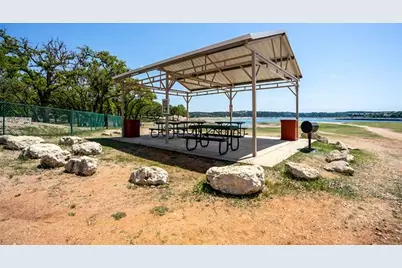 2805 Hancock Avenue, Lago Vista, TX 78645 - Photo 21