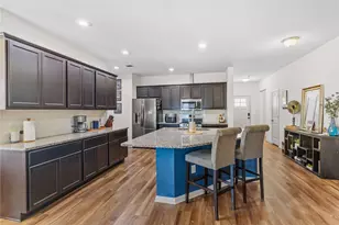 340 Shiner Ln, Georgetown, TX 78626 - Photo 5