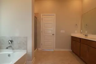 4512 Bridal Veil Dr, Austin, TX 78747 - Photo 13
