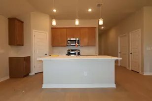 4512 Bridal Veil Dr, Austin, TX 78747 - Photo 5