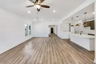 100 Elm Rdg Wy, Georgetown, TX 78628 - Photo 11