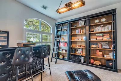 7025 Auckland Drive, Austin, TX 78749 - Photo 5