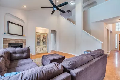 7025 Auckland Drive, Austin, TX 78749 - Photo 11