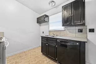 612 Mill St, San Marcos, TX 78666 - Photo 11