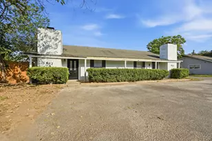612 Mill St, San Marcos, TX 78666 - Photo 3