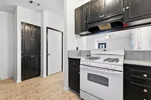 612 Mill St, San Marcos, TX 78666 - Photo 13