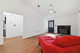 612 Mill St, San Marcos, TX 78666 - Photo 25