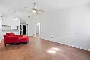 612 Mill St, San Marcos, TX 78666 - Photo 23