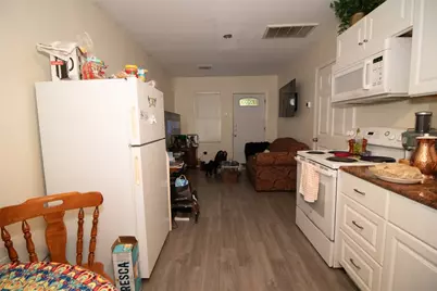 912 & 912 1/2 Calle Limon Drive, Austin, TX 78702 - Photo 17