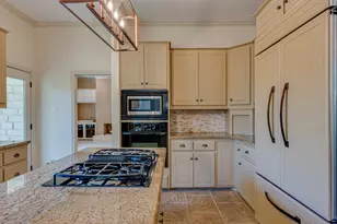 108 S El Reno Cove, Lakeway, TX 78734 - Photo 13
