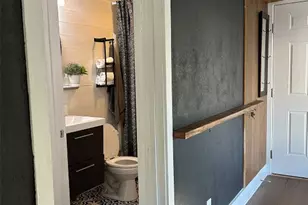 613 Brentwood St, Austin, TX 78752 - Photo 11