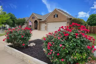 152 Florenz Ln, Georgetown, TX 78628 - Photo 3