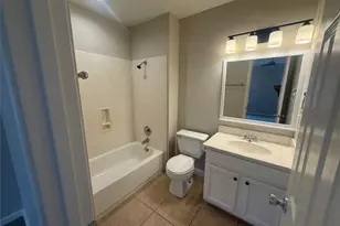 17808 Majestic Elm Ln, Elgin, TX 78621 - Photo 13