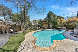 1204 E Live Oak St, Austin, TX 78704 - Photo 17