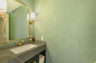 1204 E Live Oak St, Austin, TX 78704 - Photo 17