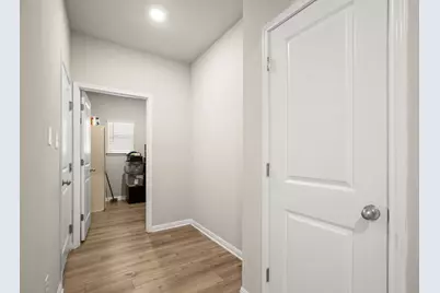 313 Windy Reed Road, Hutto, TX 78634 - Photo 9