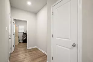 313 Windy Reed Rd, Hutto, TX 78634 - Photo 9