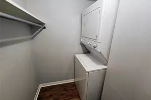 608 W 51st St, Austin, TX 78751 - Photo 11