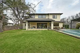 308 Briarwood Trail, Austin, TX 78746 - Photo 5