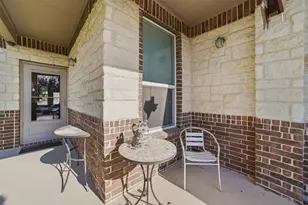 2071 Wind Chime Wy, New Braunfels, TX 78130 - Photo 3