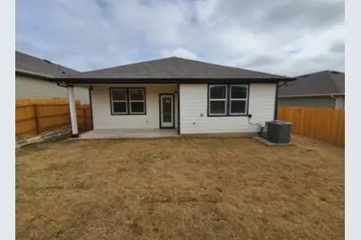 245 Possum Kingdom Drive, Kyle, TX 78640 - Photo 11