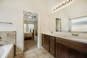 122 Sandstone Trail, Buda, TX 78610 - Photo 13