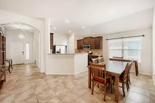 122 Sandstone Trail, Buda, TX 78610 - Photo 5