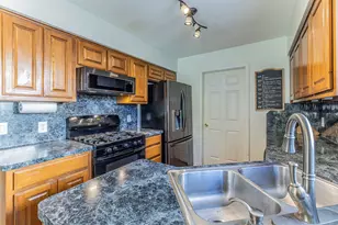 2402 Susan Ln, Leander, TX 78641 - Photo 7