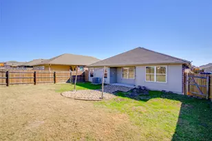 5800 Montrelia Dr, Austin, TX 78724 - Photo 27