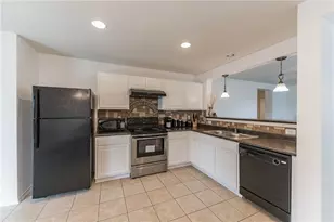 8916 Milton Lease Dr, Austin, TX 78747 - Photo 7