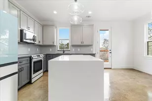 114 Shady Bluff Dr, Wimberley, TX 78676 - Photo 15