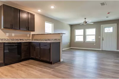 320 S 24th Street, Temple, TX 76501 - Photo 11