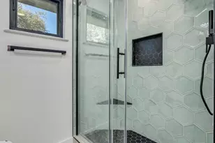 2009 Gathright Cove, Austin, TX 78704 - Photo 15