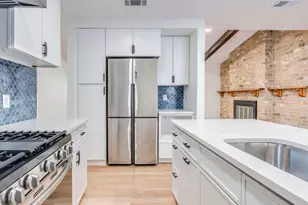 2009 Gathright Cove, Austin, TX 78704 - Photo 9