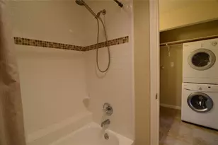 7685 Northcross Dr, Austin, TX 78757 - Photo 9